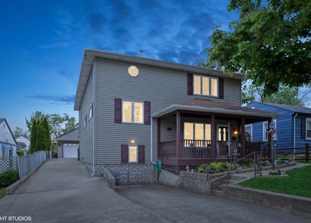 Property at 215 S Edgewood Ave, Lombard, IL 60148, 4 beds, 3 baths