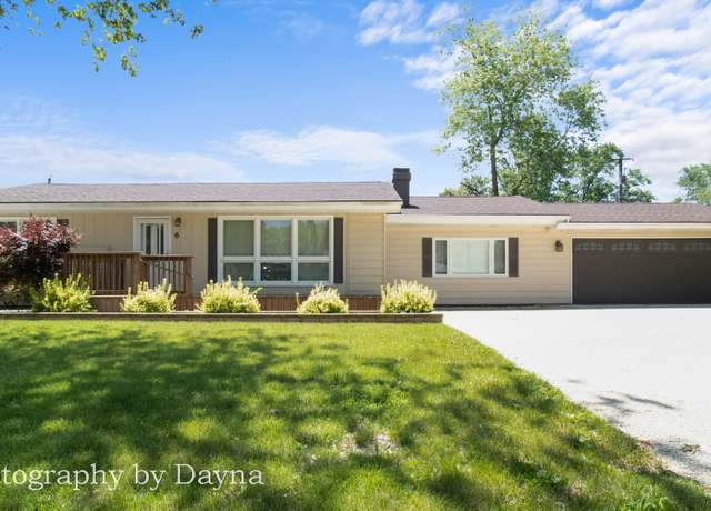 Property at 6 Park Pl, Kankakee, IL 60901, 3 beds, 1 bath