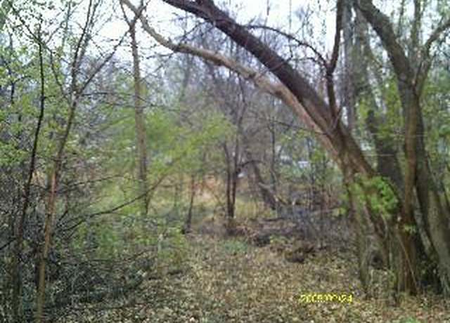 Property at 28624 W Kendall Ave, Spring Grove, IL 60081