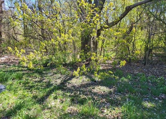 Property at 1507 W York House Rd, Waukegan, IL 60087
