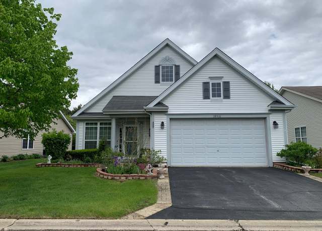 Property at 39510 N Cambridge Blvd, Beach Park, IL 60083, 2 beds, 2 baths