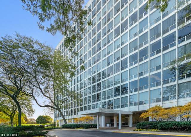 Property at 601 E 32nd St #211, Chicago, IL 60616, 2 beds, 2 baths