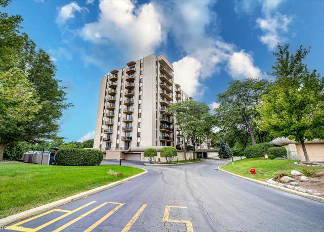 Property at 190 S Wood Dale Rd #200, Wood Dale, IL 60191, 2 beds, 2 baths
