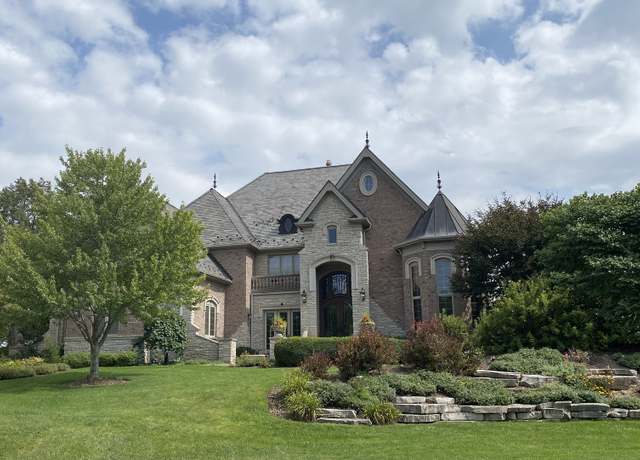 Property at 1051 Oakmont Ct, Woodstock, IL 60098, 6 beds, 7 baths
