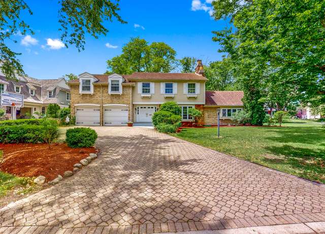 Property at 140 N Quincy St, Hinsdale, IL 60521, 5 beds, 3.5 baths