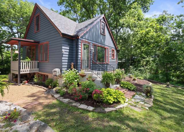 Property at 9014 W 123rd St, Palos Park, IL 60464, 3 beds, 1 bath