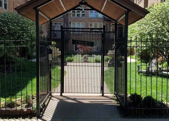 Property at 1635 W Pratt Blvd Unit 2N, Chicago, IL 60626, 2 beds, 1 bath