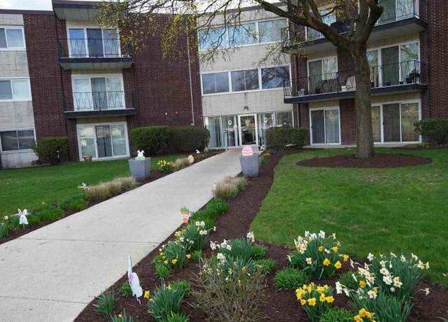 Property at 2800 Maple Ave Unit 10A, Downers Grove, IL 60515, 1 bed, 1 bath
