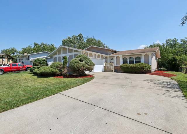 Property at 18853 Cedar Ct, Country Club Hills, IL 60478, 3 beds, 2 baths