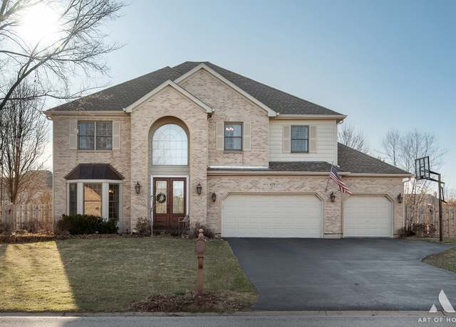 Property at 670 Bluestem Ln, Algonquin, IL 60102, 4 beds, 3.5 baths