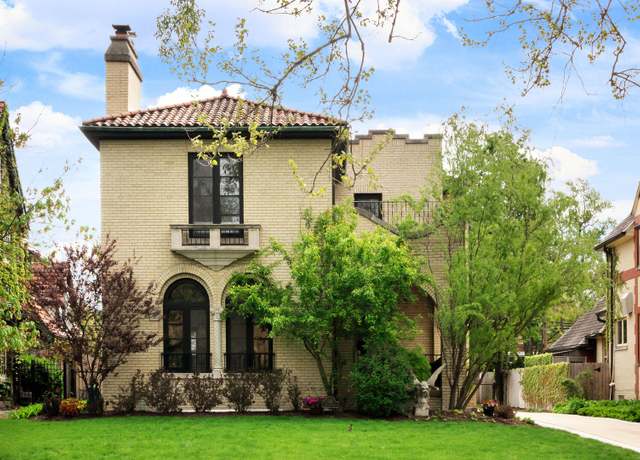 Property at 1341 Park Ave, River Forest, IL 60305, 5 beds, 3.5 baths