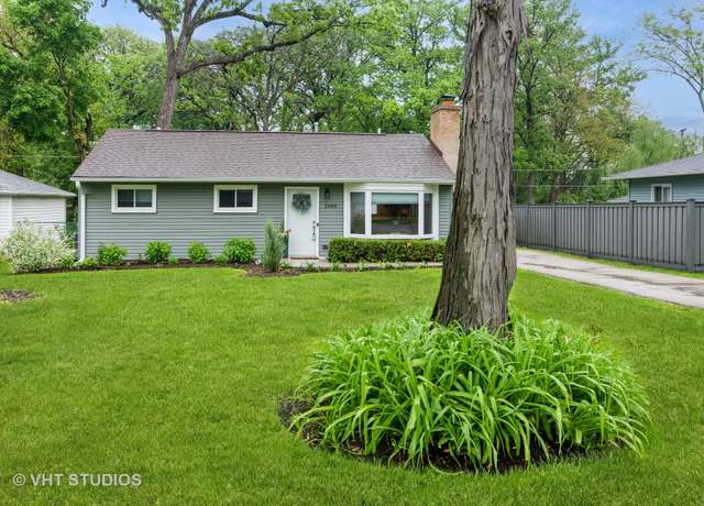 Property at 2365 N Barrington Woods Rd, Palatine, IL 60074, 3 beds, 1 bath