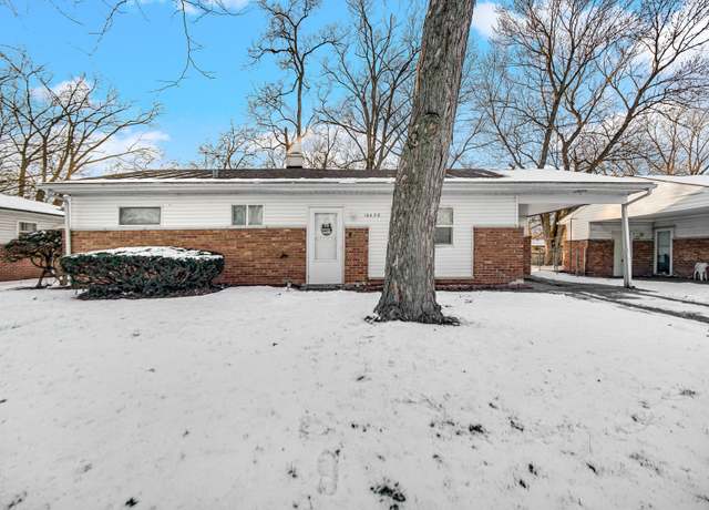 Property at 16438 Sawyer Ave, Markham, IL 60428, 3 beds, 1 bath