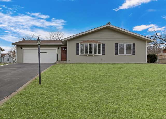Property at 1011 W Florence St, Mchenry, IL 60051, 3 beds, 2 baths