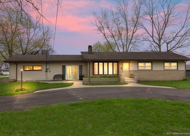 Property at 3101 W Main Ave, Kankakee, IL 60901, 3 beds, 1.5 baths