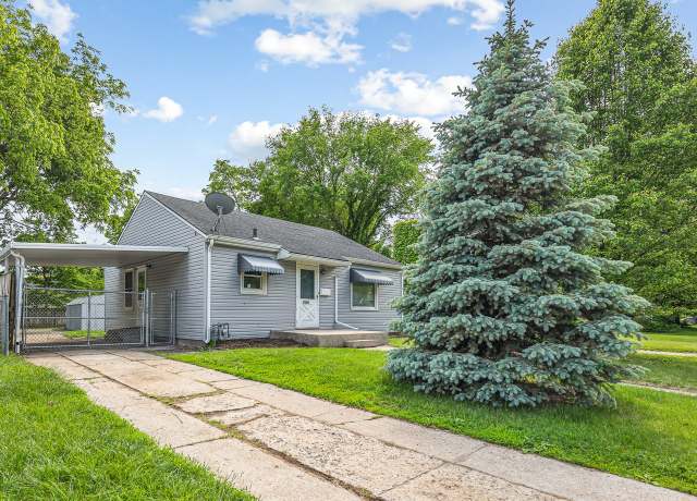 Property at 2320 Lawndale Ave, Rockford, IL 61103, 2 beds, 1 bath
