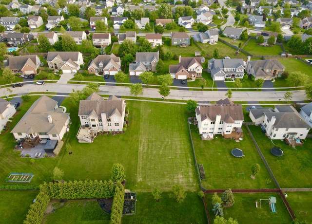 Property at 5259 Greenshire Cir, Lake In The Hills, IL 60156