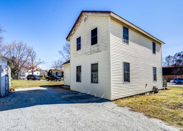 Property at 11148 2nd St, Mokena, IL 60448, 3 beds, 1 bath
