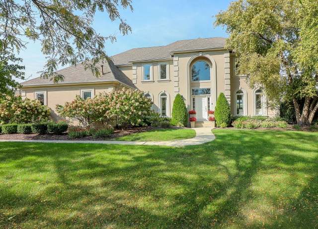 Property at 6825 Fieldstone Dr, Burr Ridge, IL 60527, 5 beds, 5 baths