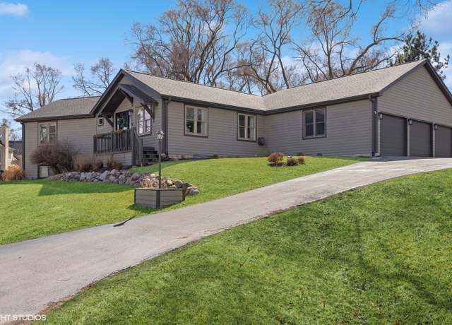Property at 6507 Wildberry Ln, Cary, IL 60013, 3 beds, 3 baths