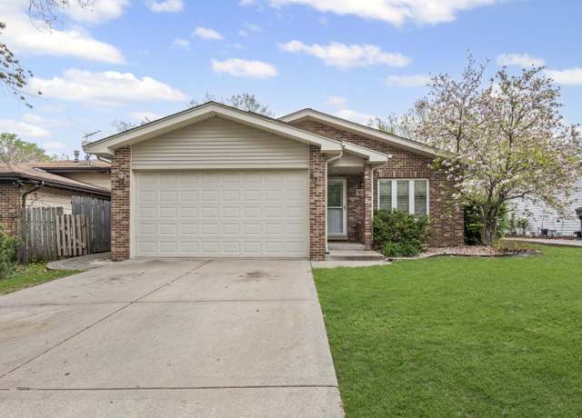 Property at 16127 Oak Ave, Oak Forest, IL 60452, 4 beds, 3 baths