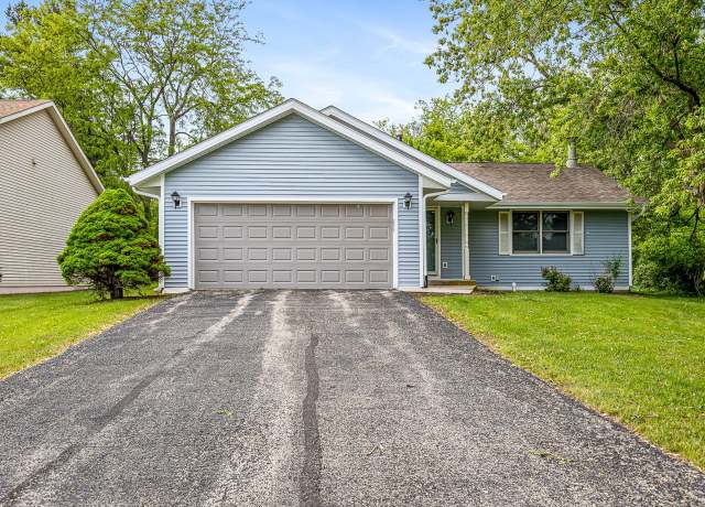 Property at 119 SE Brandywine Dr, Poplar Grove, IL 61065, 3 beds, 1 bath