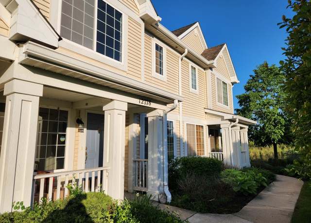 Property at 12778 W Wakefield Dr Unit 454-4, Beach Park, IL 60083, 3 beds, 2.5 baths