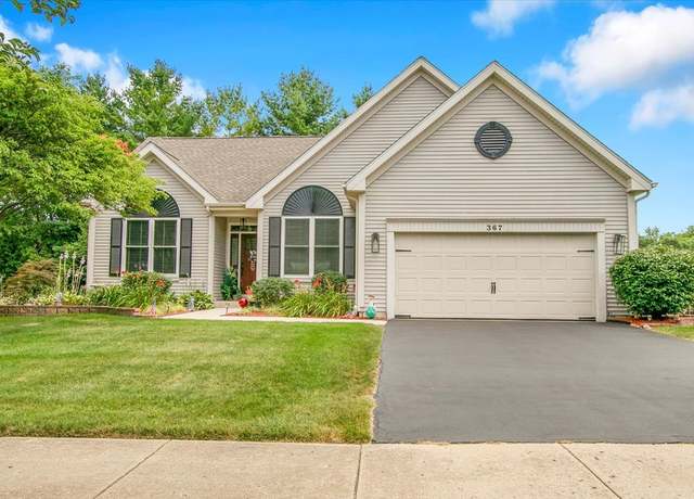 Property at 367 Wildwood Dr, North Aurora, IL 60542, 4 beds, 3 baths