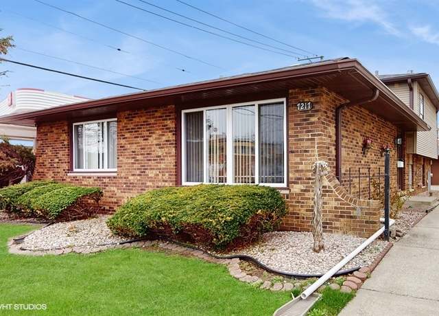 Property at 7217 W 58th St, Summit, IL 60501, 3 beds, 2 baths