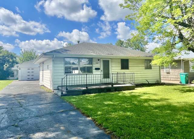 Property at 2445 E Wood St, Decatur, IL 62521, 3 beds, 1 bath