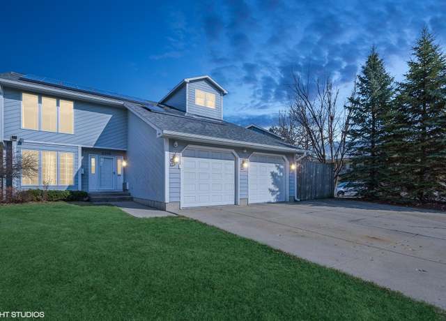 Property at 2215 Yeoman St, Waukegan, IL 60087, 3 beds, 3.5 baths