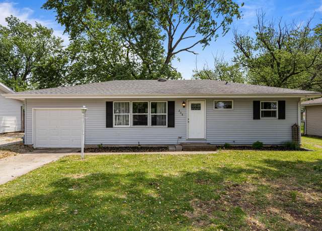 Property at 208 Rayjon Dr, Oreana, IL 62554, 3 beds, 1 bath