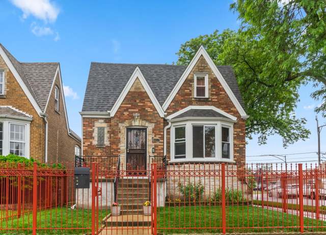 Property at 6057 W Melrose St, Chicago, IL 60634, 4 beds, 2.5 baths