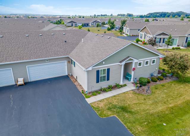 Property at 1106 Crestview Ln, Pingree Grove, IL 60140, 2 beds, 2 baths