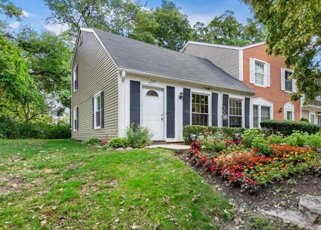 Property at 60 Forest Ln, Cary, IL 60013, 3 beds, 2 baths