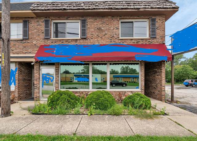 Property at 9243 S Roberts Rd, Hickory Hills, IL 60457