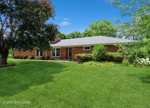 Property at 1007 Sunset Ave, Yorkville, IL 60560, 4 beds, 3.5 baths