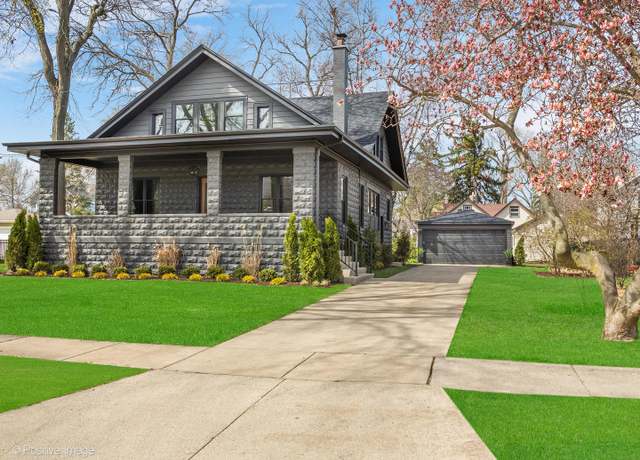 Property at 323 E Lincoln Ave, Wheaton, IL 60187, 4 beds, 2.5 baths