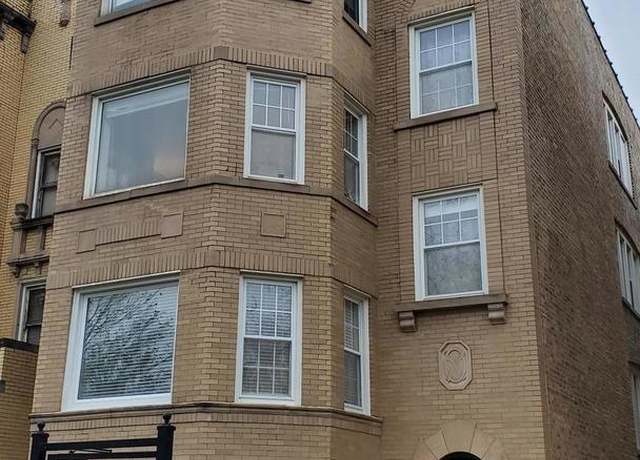 Property at 6147 N Mozart St #3, Chicago, IL 60659, 2 beds, 2 baths