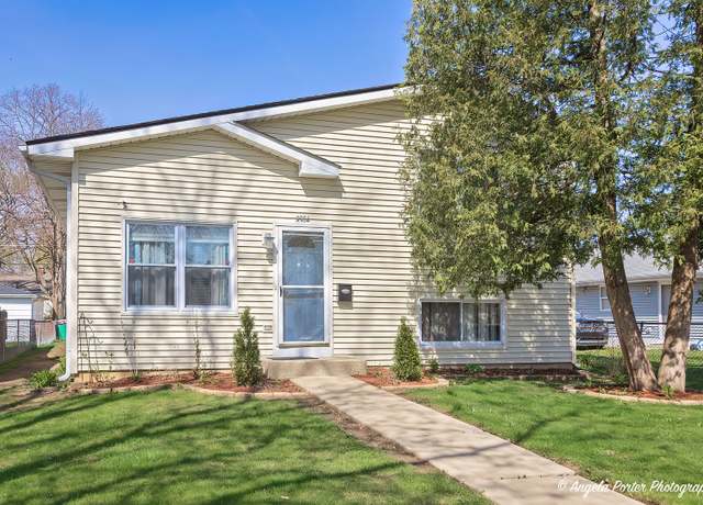 Property at 2904 Gideon Ave, Zion, IL 60099, 4 beds, 2 baths