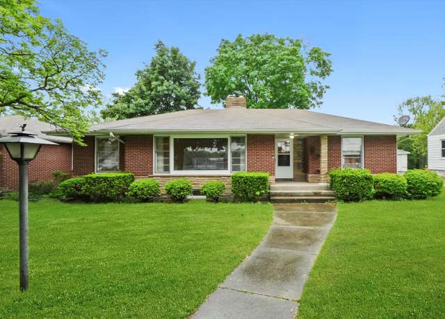 Property at 18418 Chicago Ave, Lansing, IL 60438, 3 beds, 1 bath