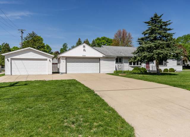 Property at 3320 Latham St, Rockford, IL 61103, 2 beds, 2 baths