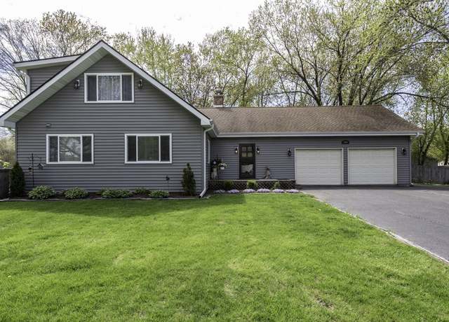 Property at 38014 N Geraghty Ave, Beach Park, IL 60087, 4 beds, 2.5 baths