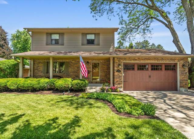 Property at 504 Fellows St, St. Charles, IL 60174, 4 beds, 2.5 baths