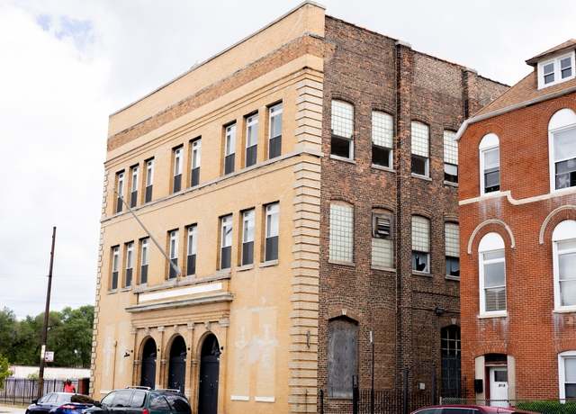 Property at 9511 S Commercial Ave, Chicago, IL 60617