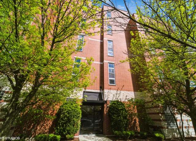 Property at 949 N Willard Ct #302, Chicago, IL 60642, 2 beds, 2 baths