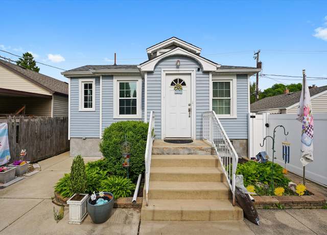 Property at 3831 N Pontiac Ave, Chicago, IL 60634, 2 beds, 2 baths