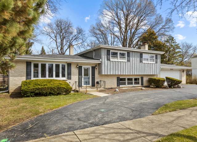 Property at 410 W Kirchhoff Rd, Arlington Heights, IL 60005, 4 beds, 2.5 baths