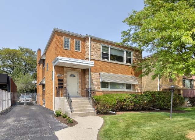 Property at 9128 31st St, Brookfield, IL 60513, 7 beds, 3 baths