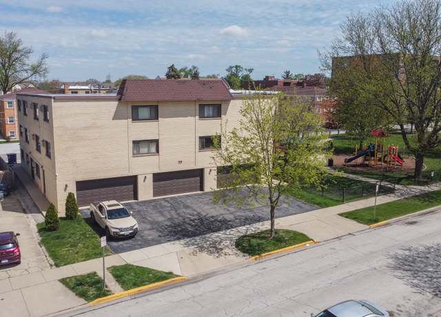 Property at 1258 Brown St #204, Des Plaines, IL 60016, 2 beds, 1 bath